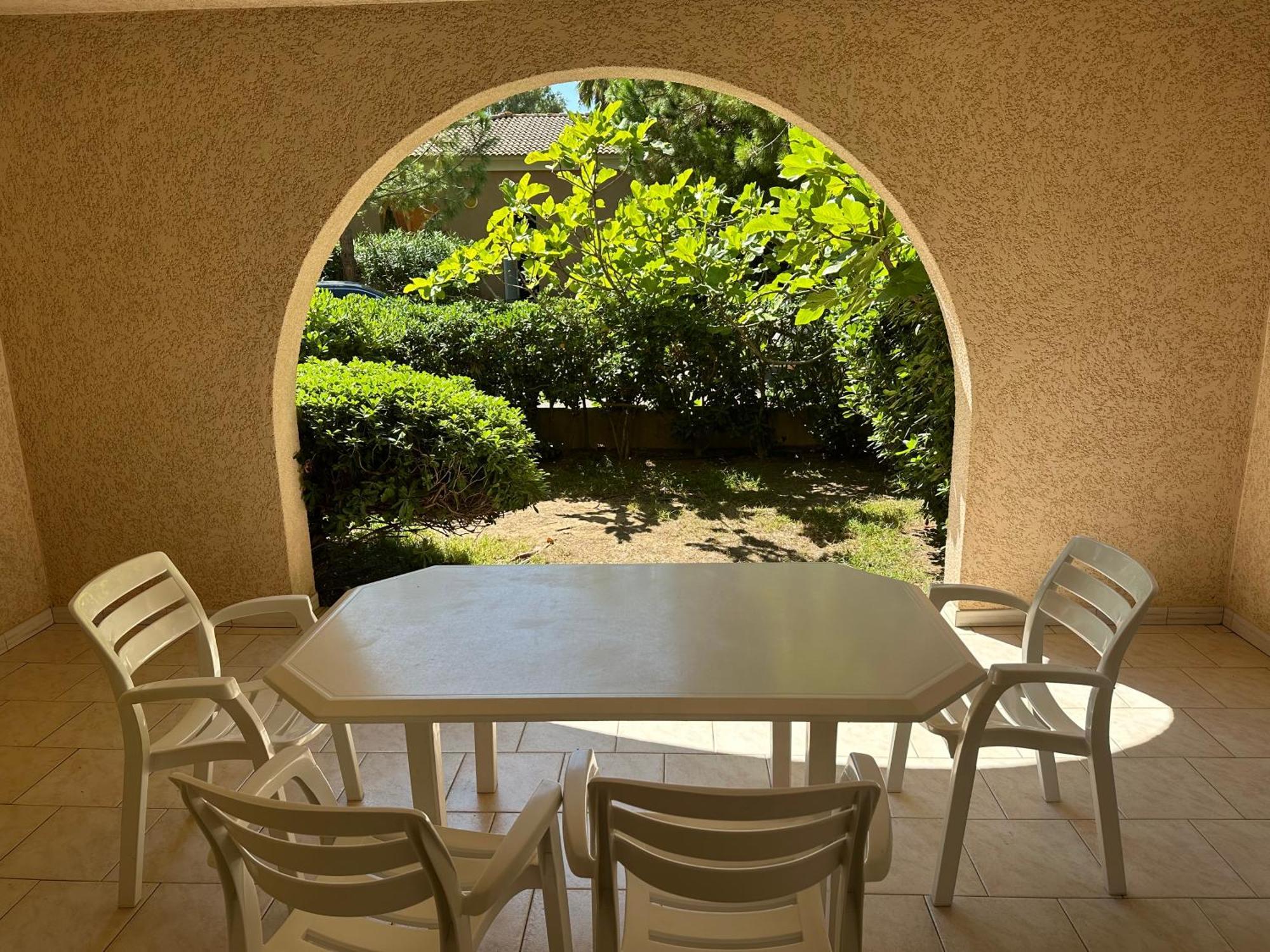 Residence Les Chenes Borgo  Exterior photo
