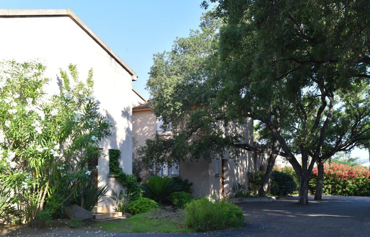 Residence Les Chenes Borgo  Exterior photo
